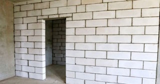 Перегородки из газобетона от 2078 рублей - возведение и монтаж в Холмске
